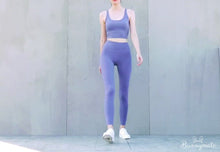 Load and play video in Gallery viewer, Bunnymate comfortable soft cloud leggings