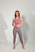 Load image into Gallery viewer, Bunnymate comfortable sports velvety top 
